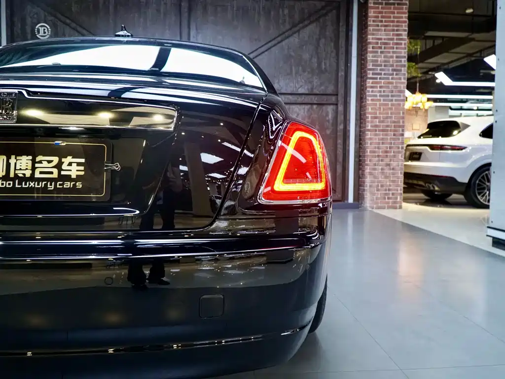 Rolls-Royce Ghost — миниатюра 26