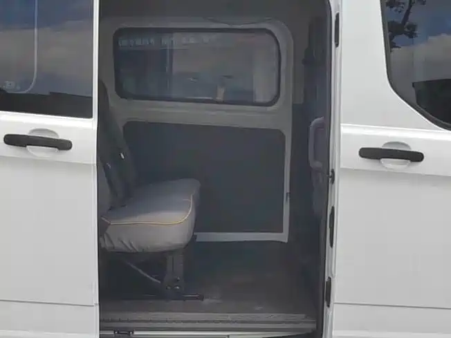 Ford Transit — миниатюра 16