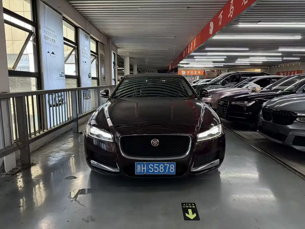 Jaguar XFL — миниатюра 2