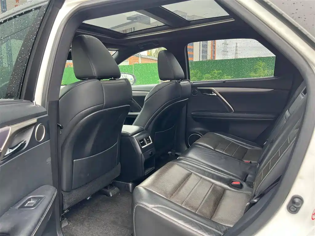 Lexus RX 2017 300 Mark Levinson F SPORT V