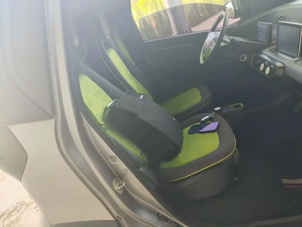 Baojun E100 — миниатюра 25