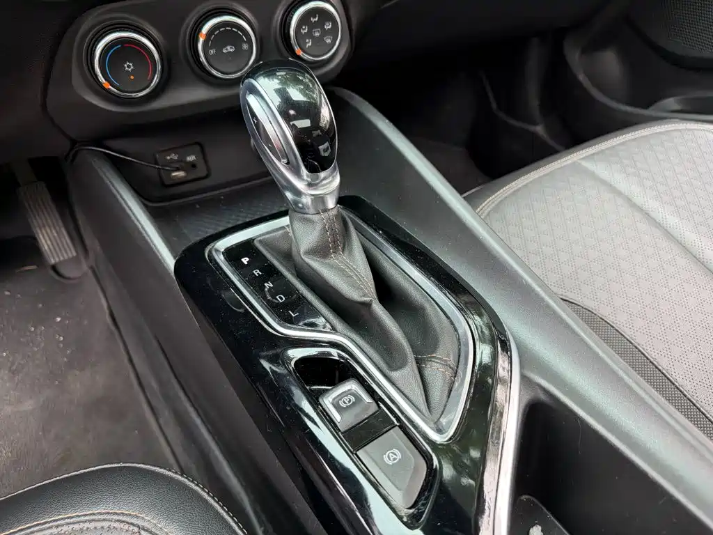 Buick Verano — миниатюра 9