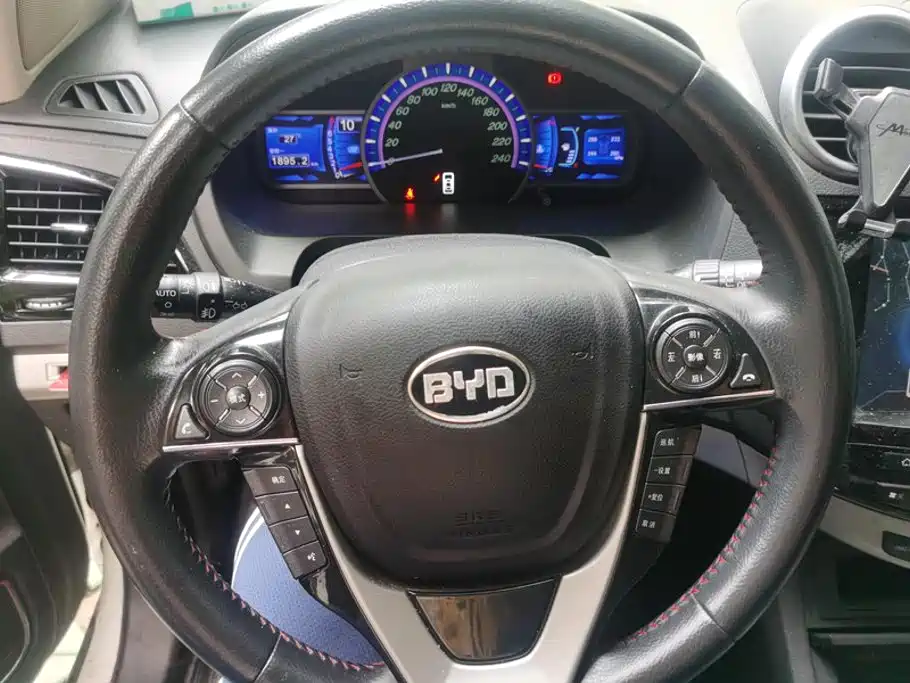 BYD S7 — миниатюра 15