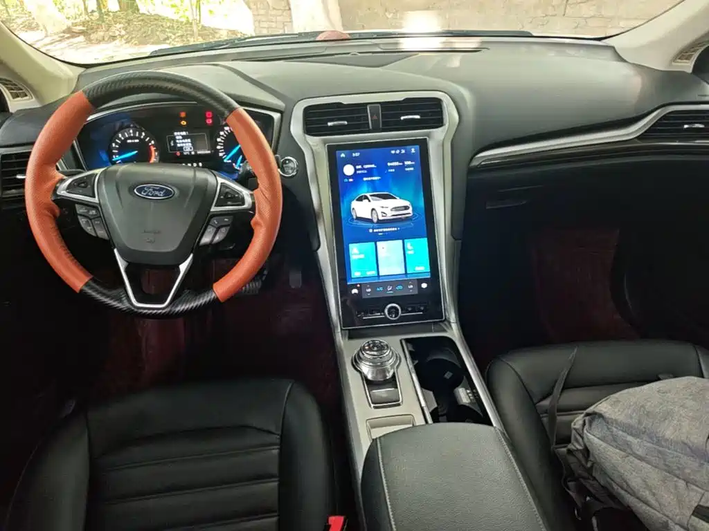 Ford Mondeo — миниатюра 10