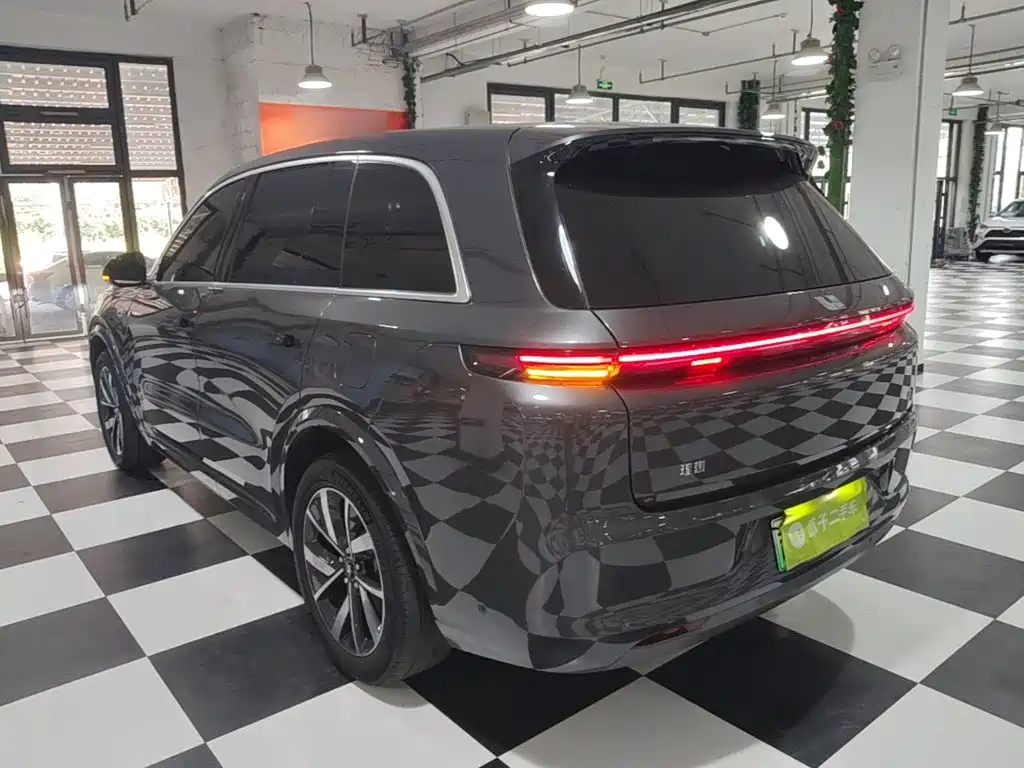Li Auto Li L8 — миниатюра 5