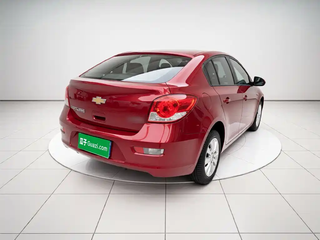 Chevrolet Cruze — миниатюра 6