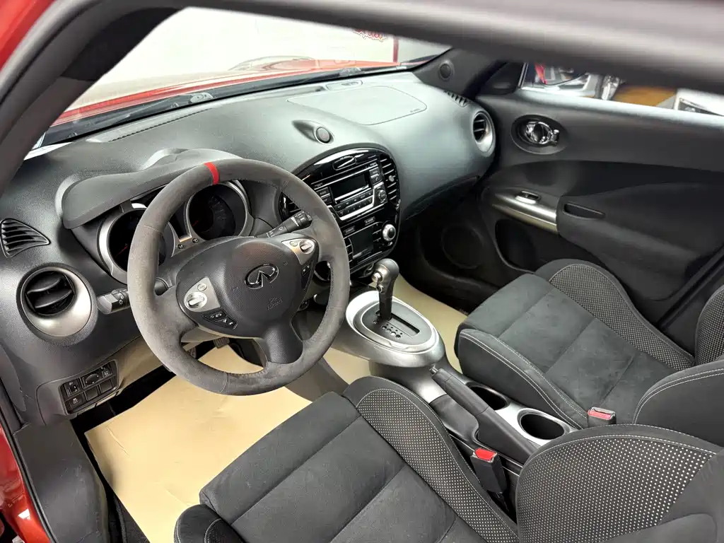 Infiniti ESQ — миниатюра 7