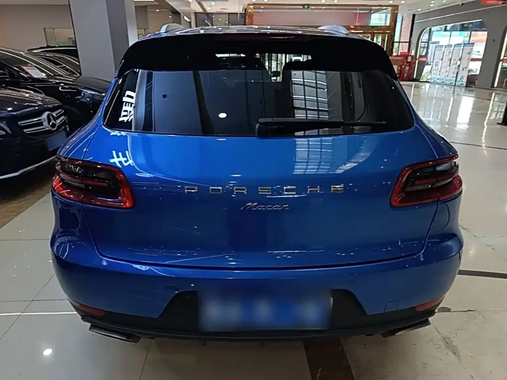 Porsche Macan — миниатюра 6
