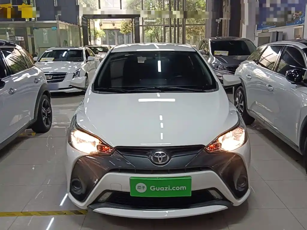 Toyota Yaris L — миниатюра 3