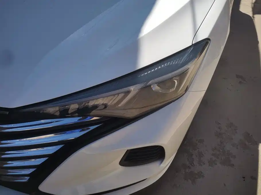 Changan Eado — миниатюра 5