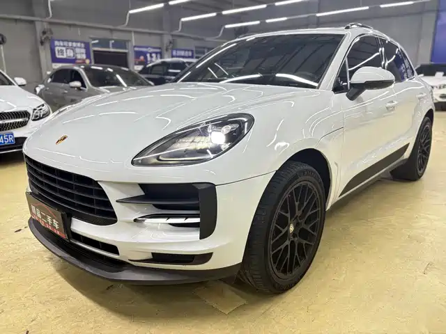 PORSCHE MACAN 2020