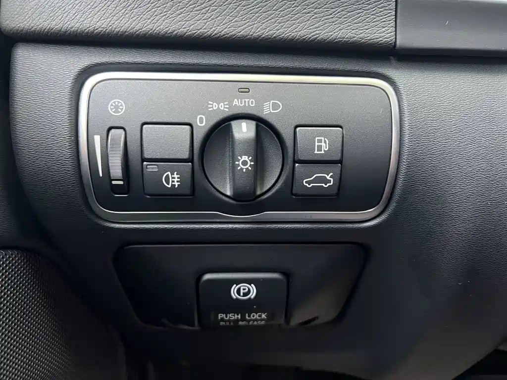 Volvo S60 — миниатюра 15