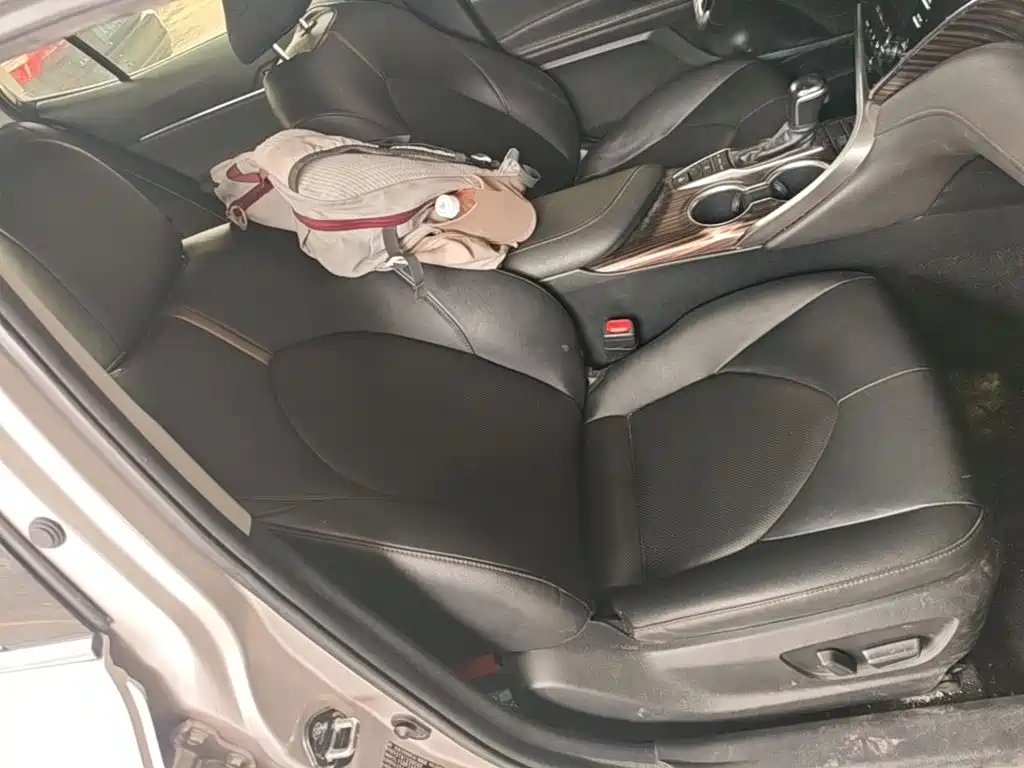 Toyota Camry — миниатюра 25