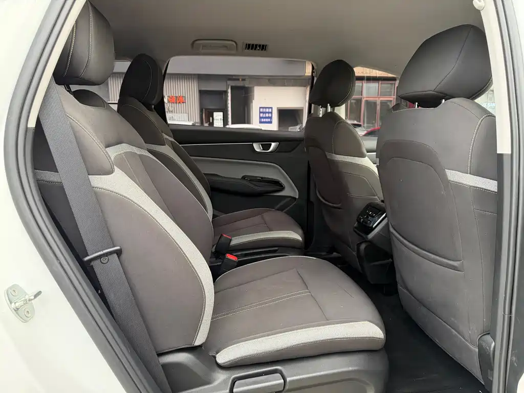 Wuling Victory — миниатюра 15