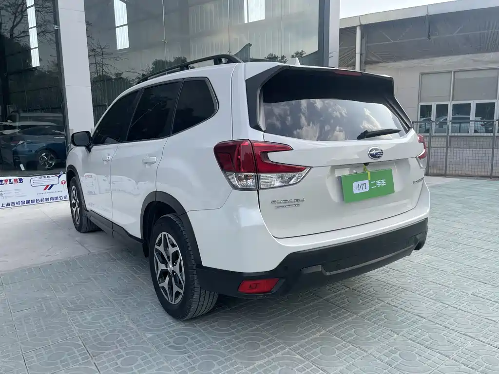 SUBARU FORESTER