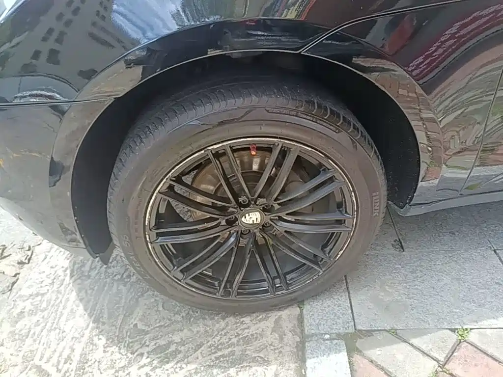 Porsche Macan — миниатюра 23