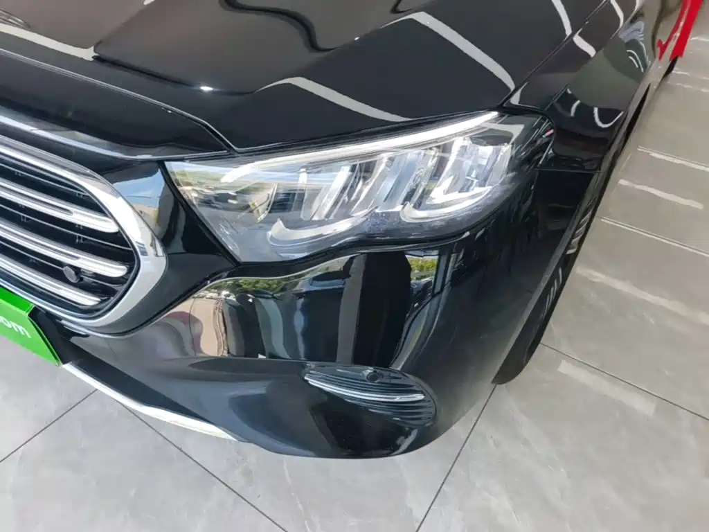 Mercedes-Benz E-Class — миниатюра 24