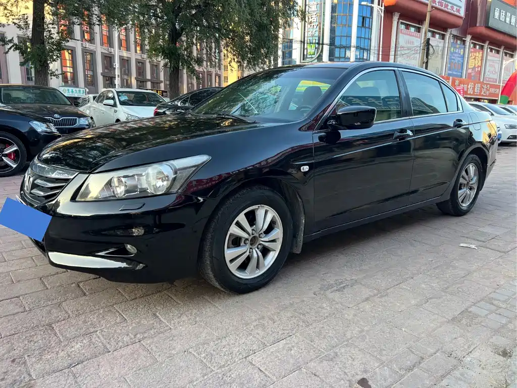 Honda Accord — миниатюра 2