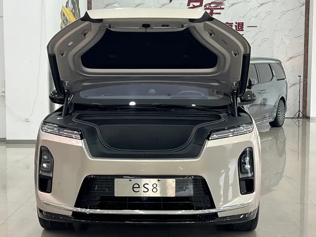 NIO ES8 — миниатюра 7