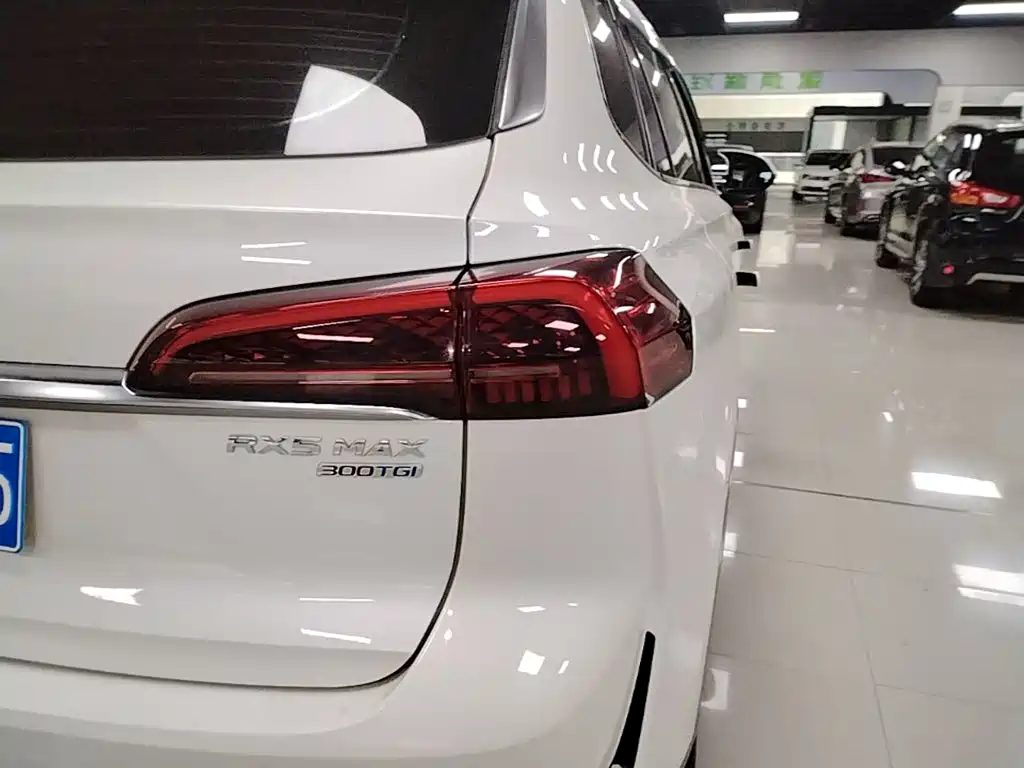 Roewe RX5 MAX — миниатюра 8