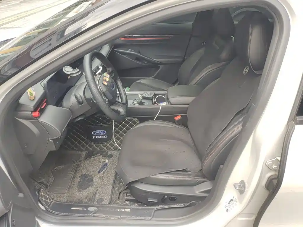 Ford Evos — миниатюра 12