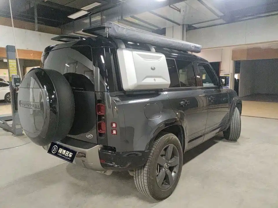 Land Rover Defender — миниатюра 3
