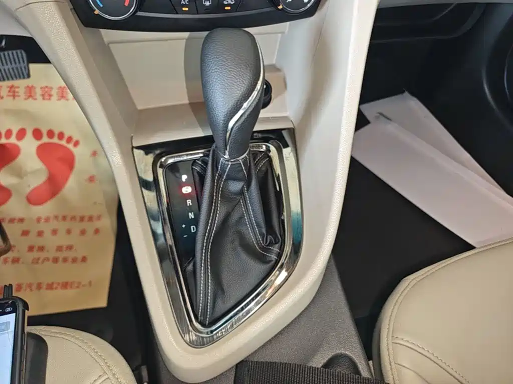 Buick Excelle — миниатюра 14