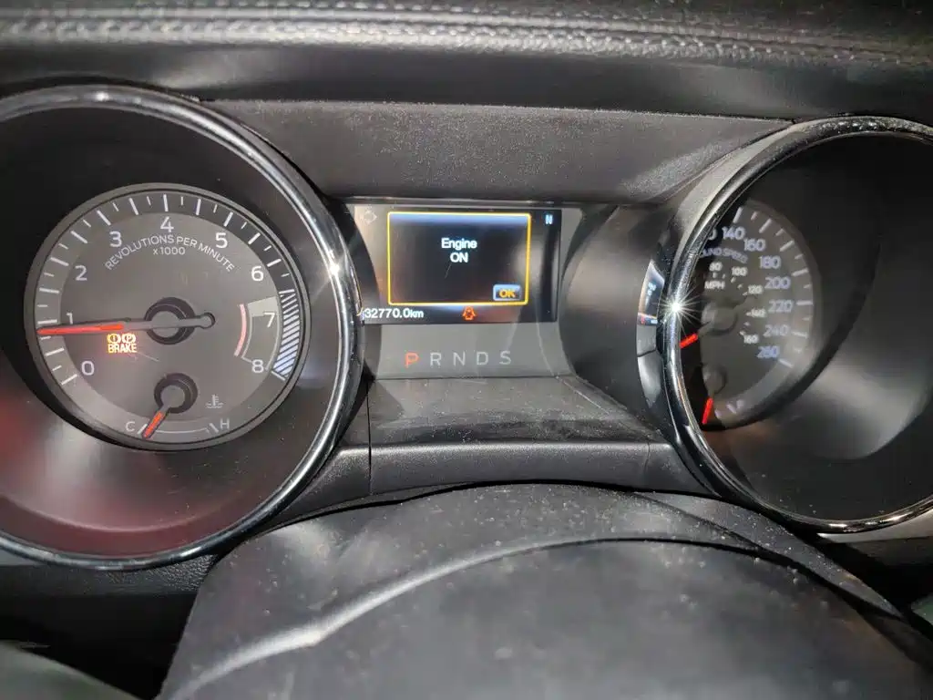 Ford Mustang — миниатюра 12