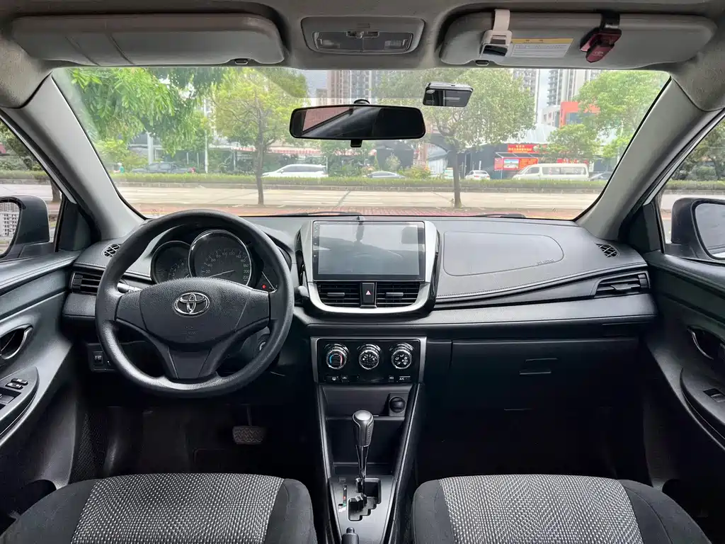 Toyota Vios — миниатюра 6