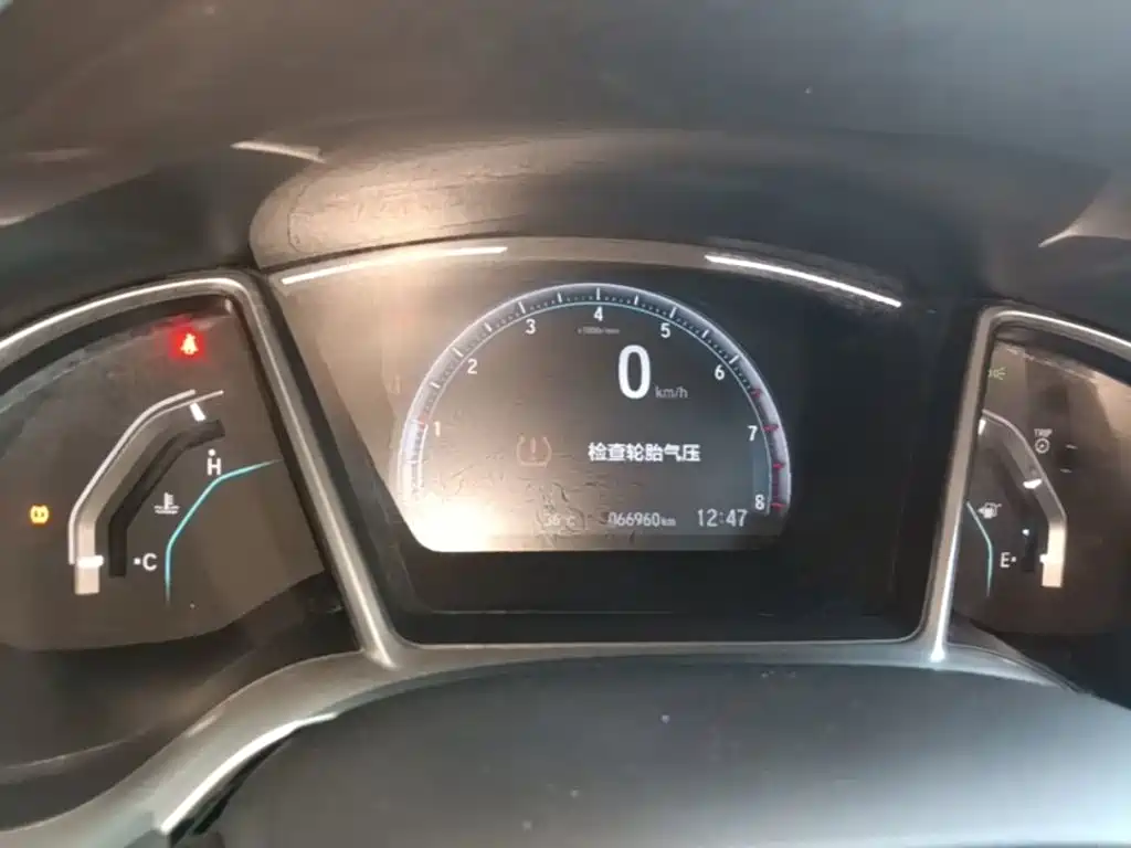 Honda Civic — миниатюра 12