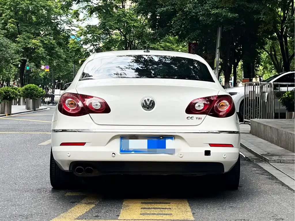 Volkswagen FAW - Passat CC CC 2013 1.8TSI Luxury