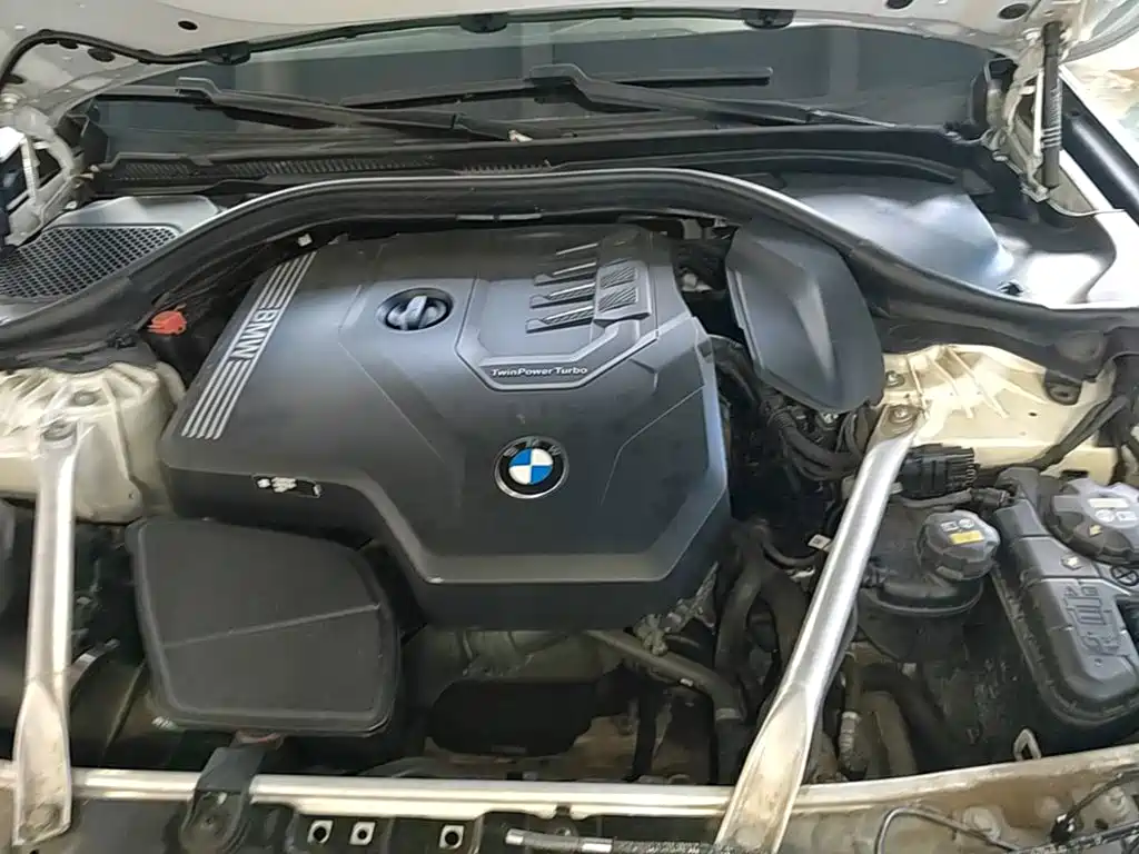BMW 5 Series — миниатюра 20