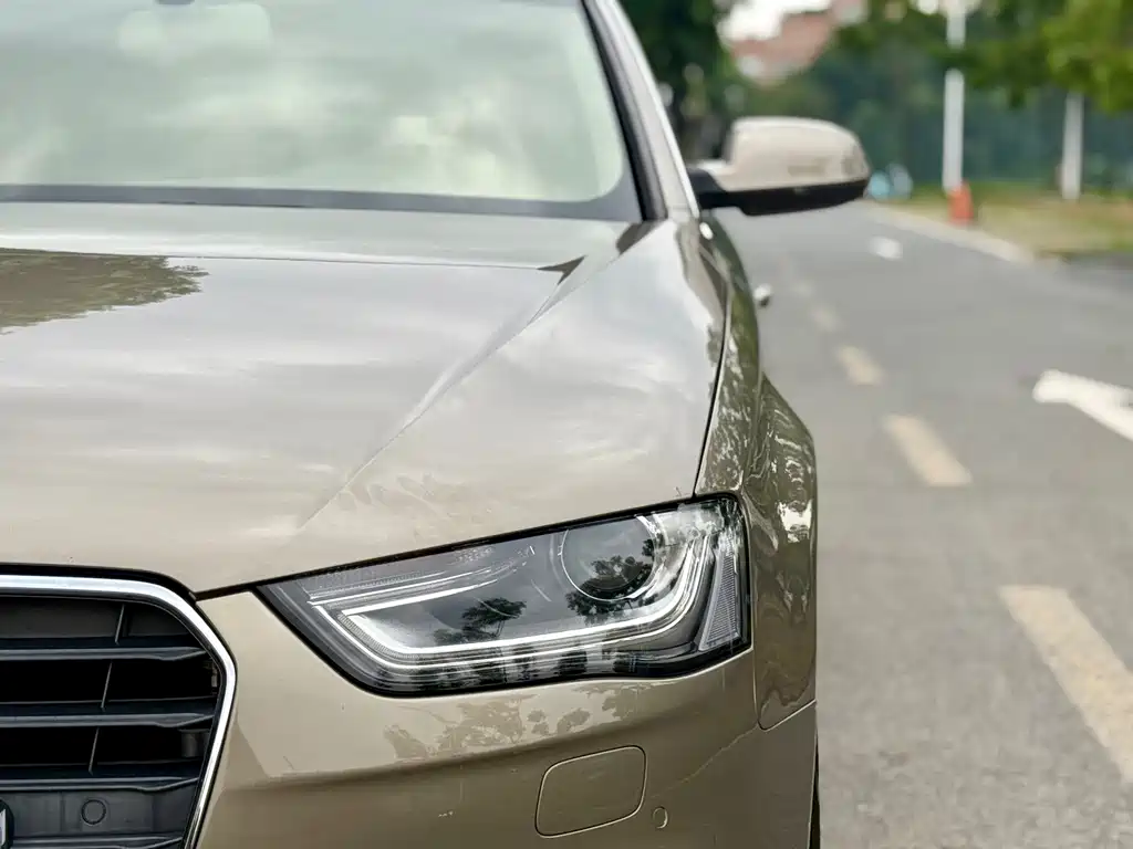 Audi A4L — миниатюра 4