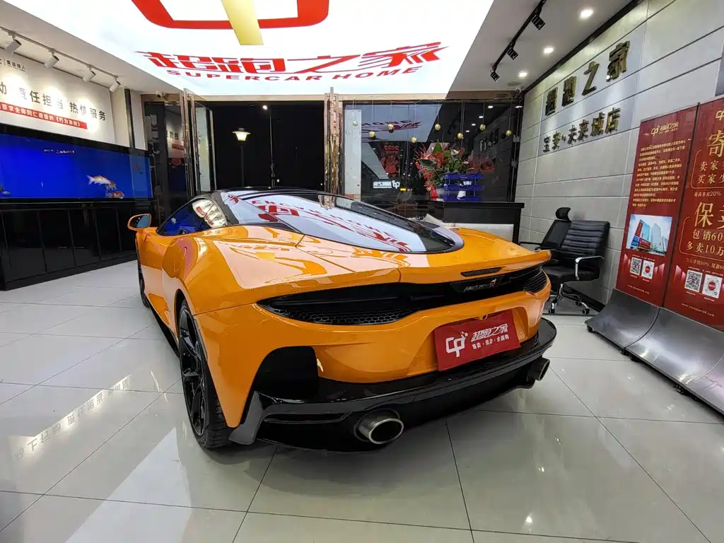 McLaren GT — миниатюра 6