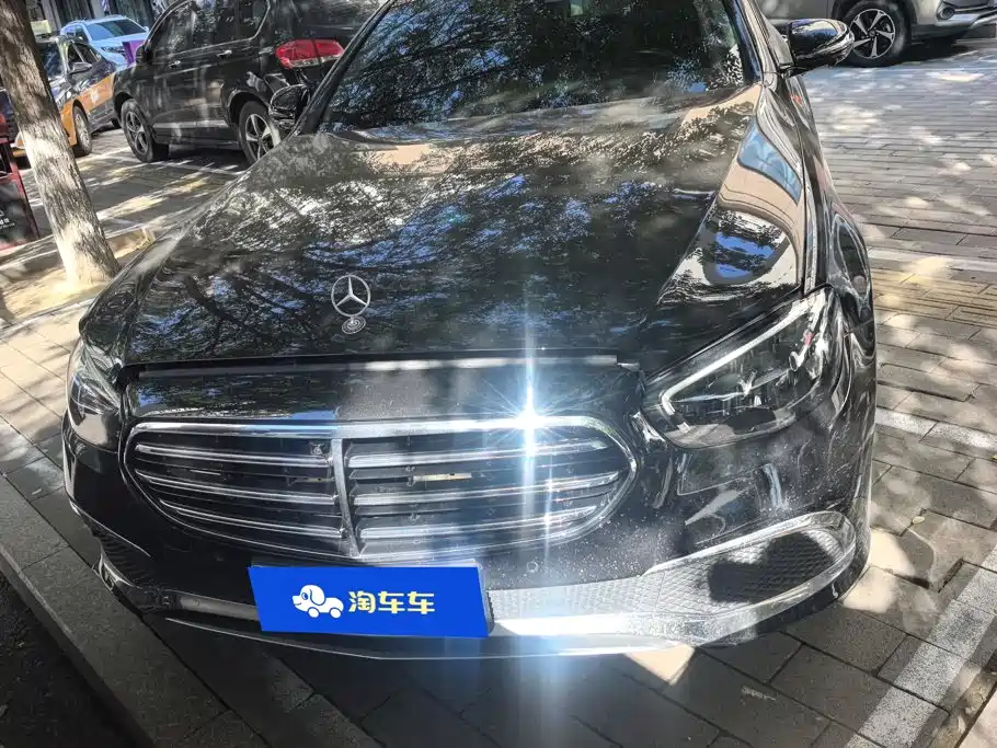 Mercedes-Benz E-Class — миниатюра 2