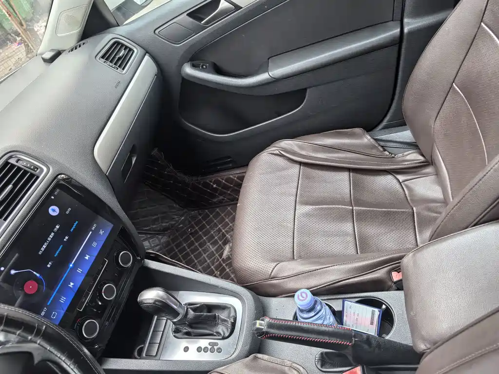 Volkswagen Sagitar — миниатюра 11