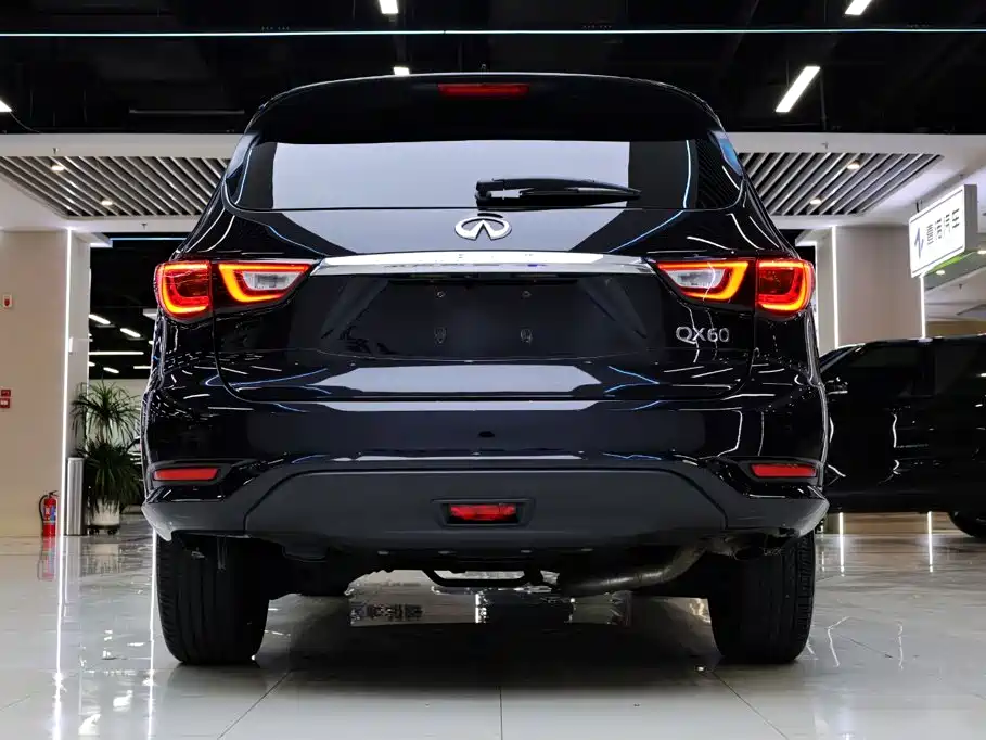 Infiniti QX60 (Import) — миниатюра 7