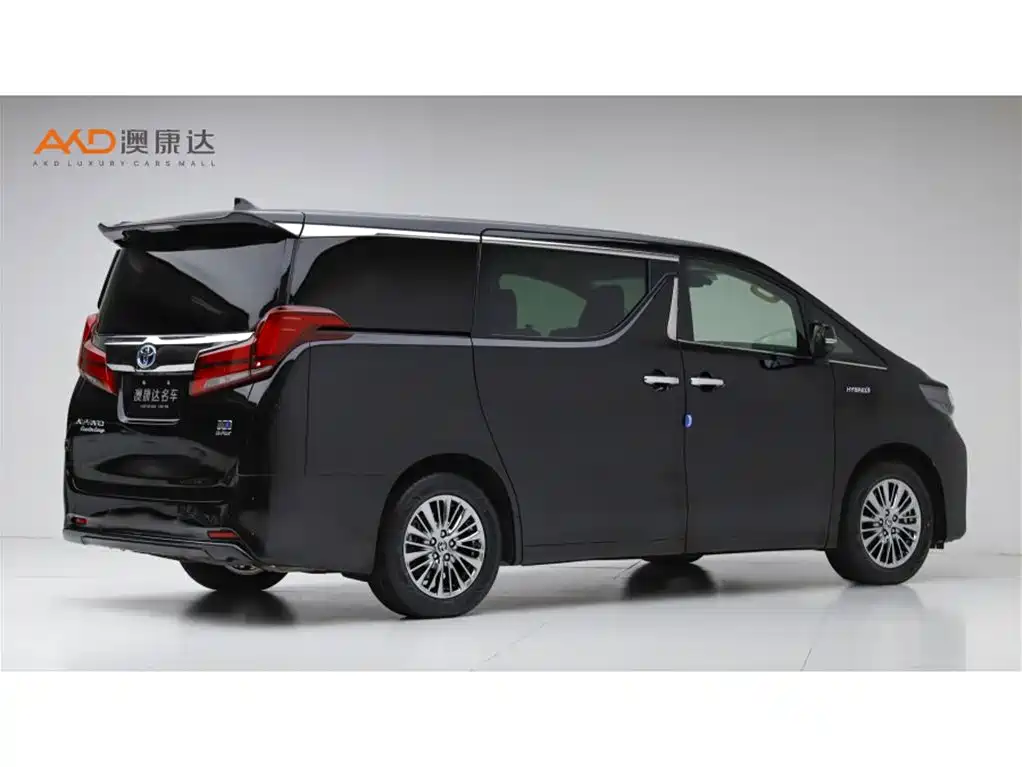 Toyota Alphard — миниатюра 3