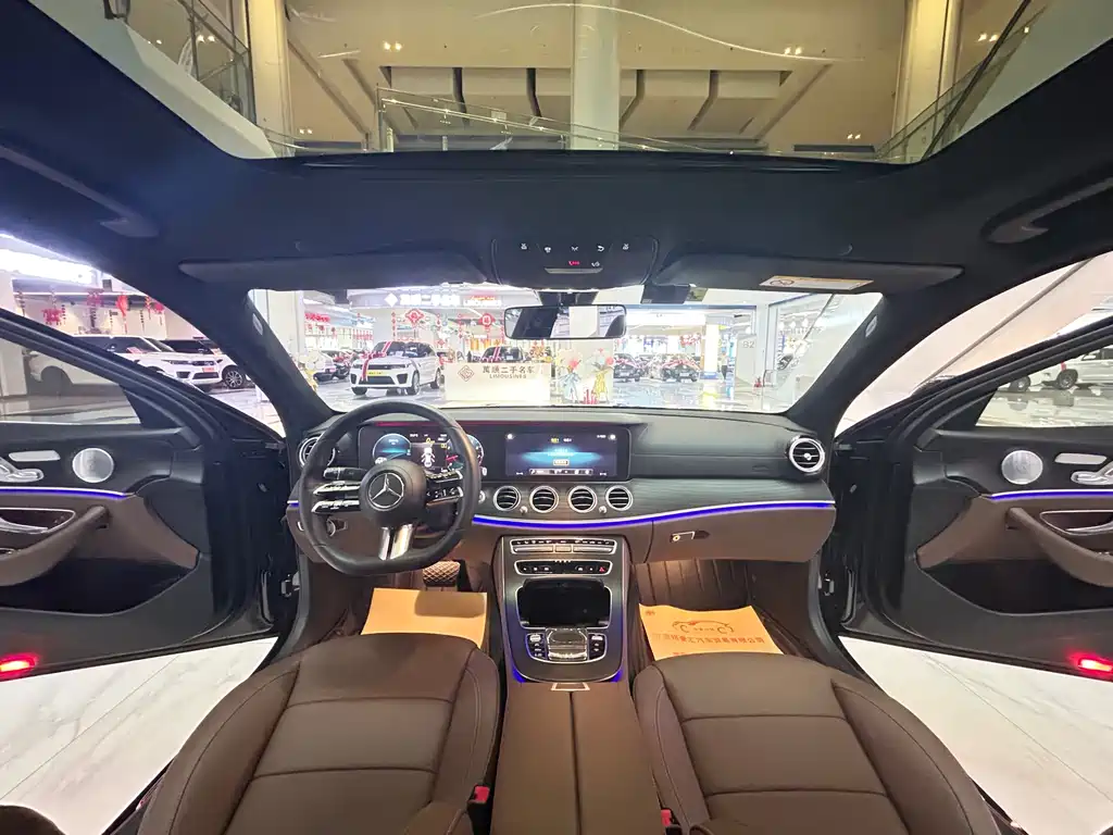 Mercedes-Benz E-Class — миниатюра 5