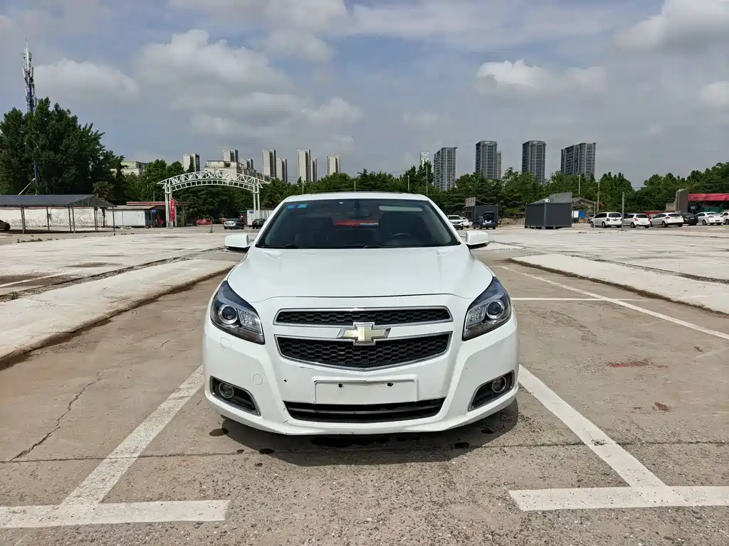 Chevrolet Malibu 2012 2.0L AT Luxury