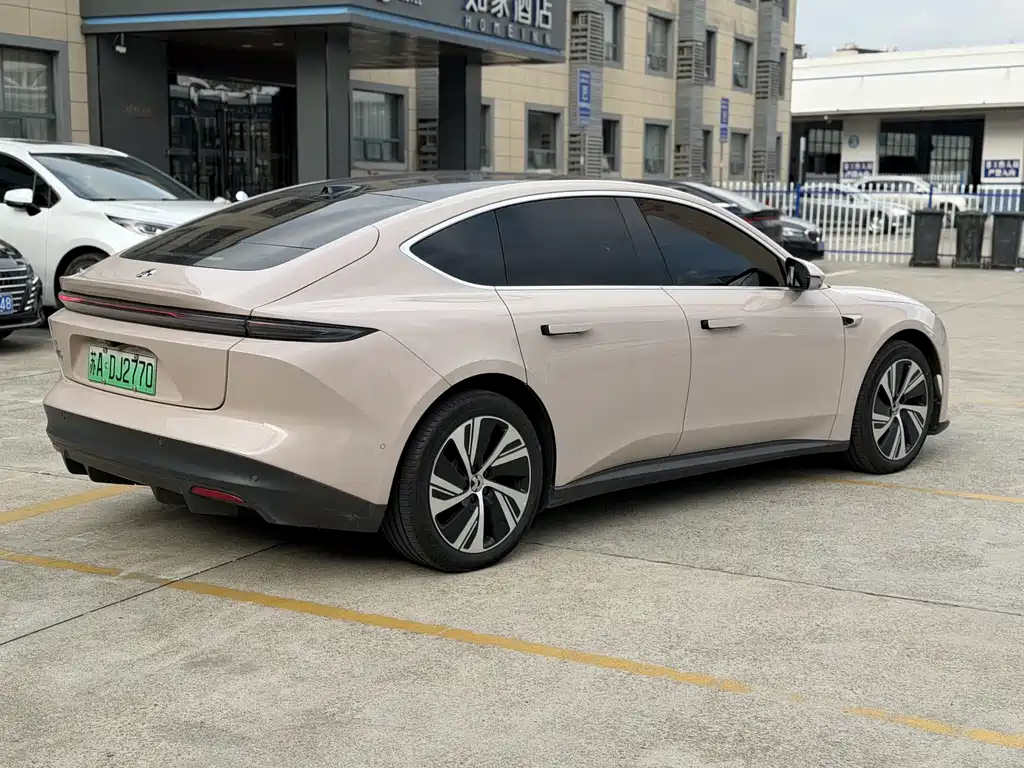 NIO ET5 — миниатюра 9