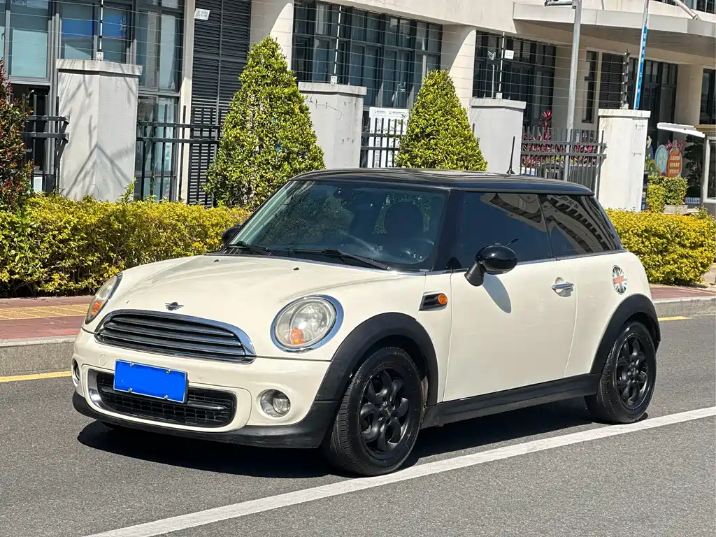 Mini Mini 2011