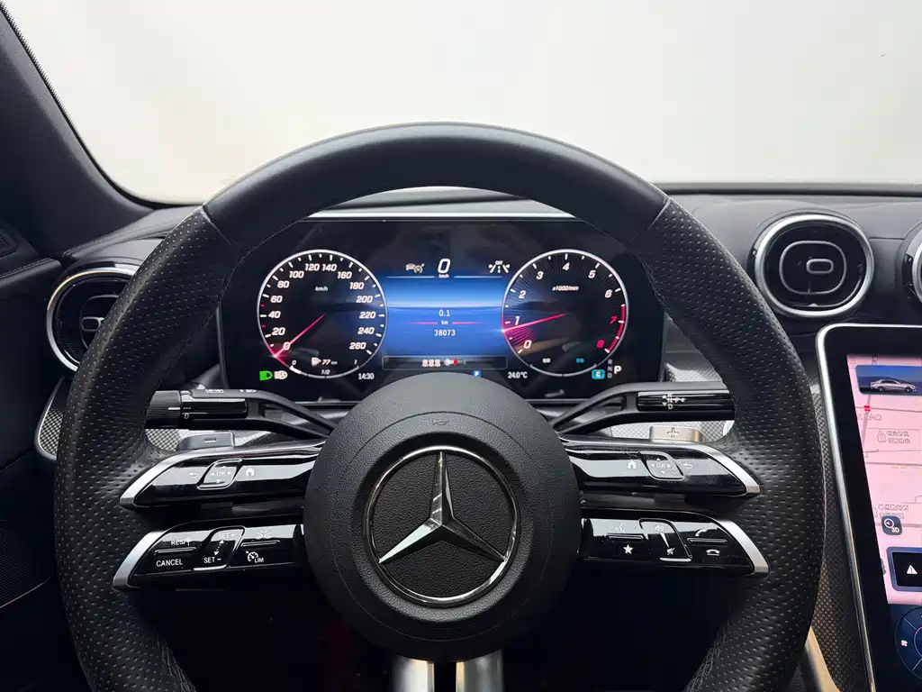 Mercedes-Benz C-Class — миниатюра 9