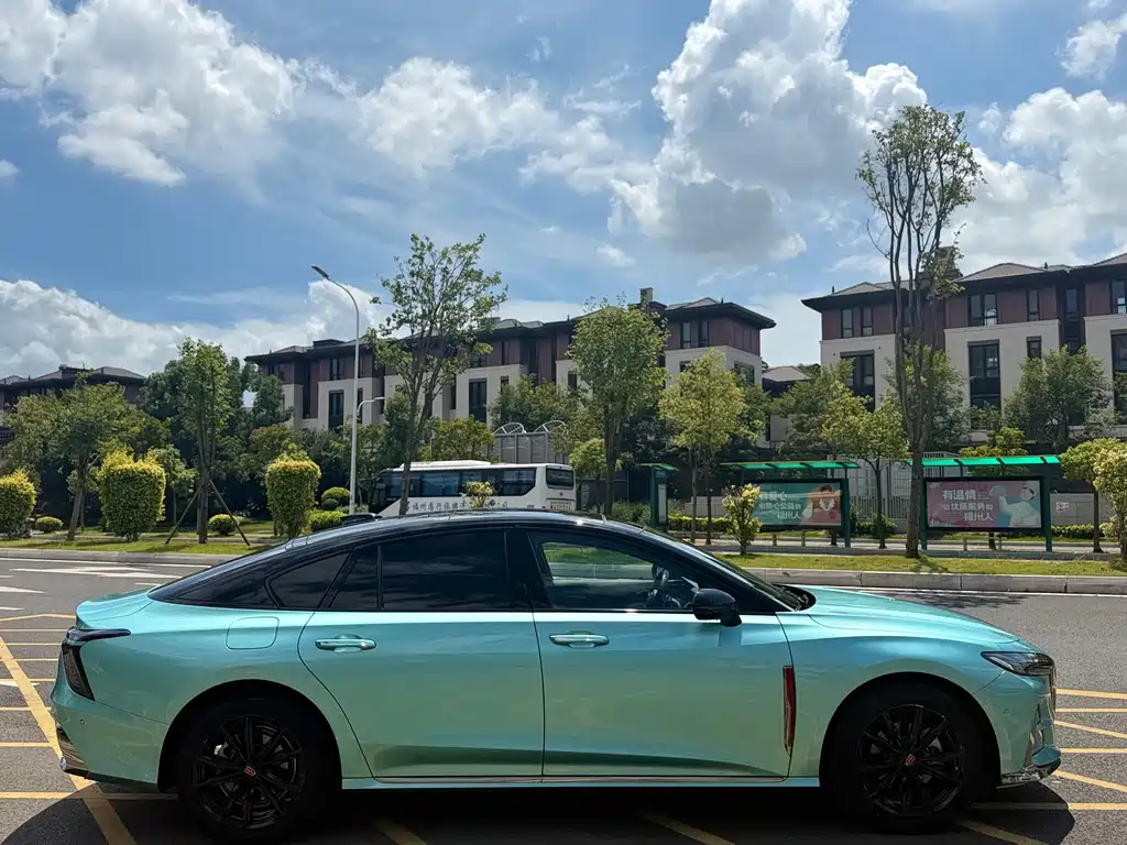 Hongqi H6 2023 2.0T