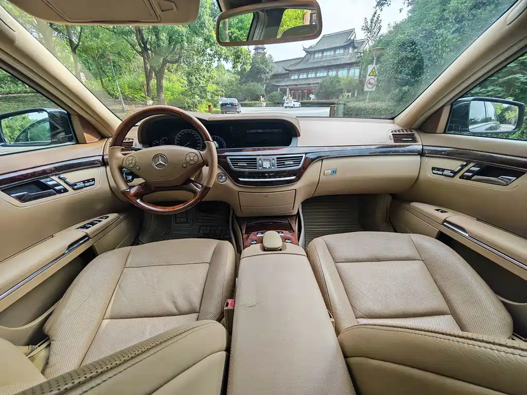 Mercedes-Benz S-Class — миниатюра 24