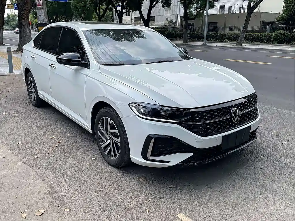Volkswagen Lavida — миниатюра 2