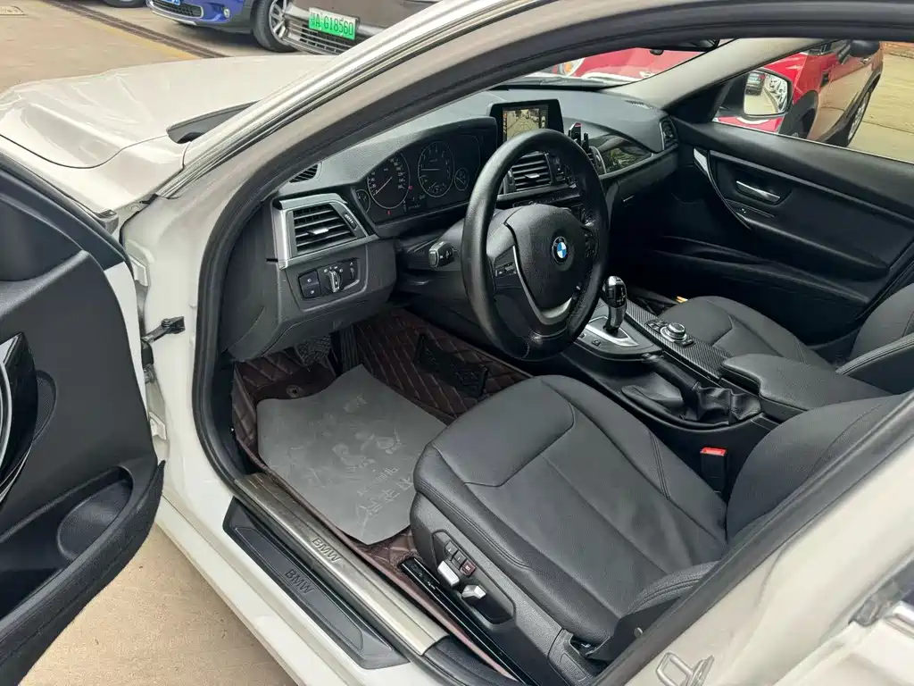 BMW 3 Series — миниатюра 4