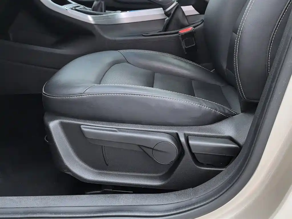 GEELY AUTOMOBILE EMGRAND GL