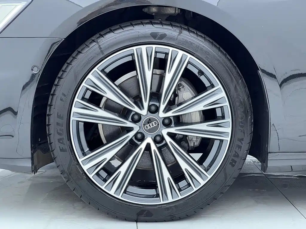 Audi A6L — миниатюра 28