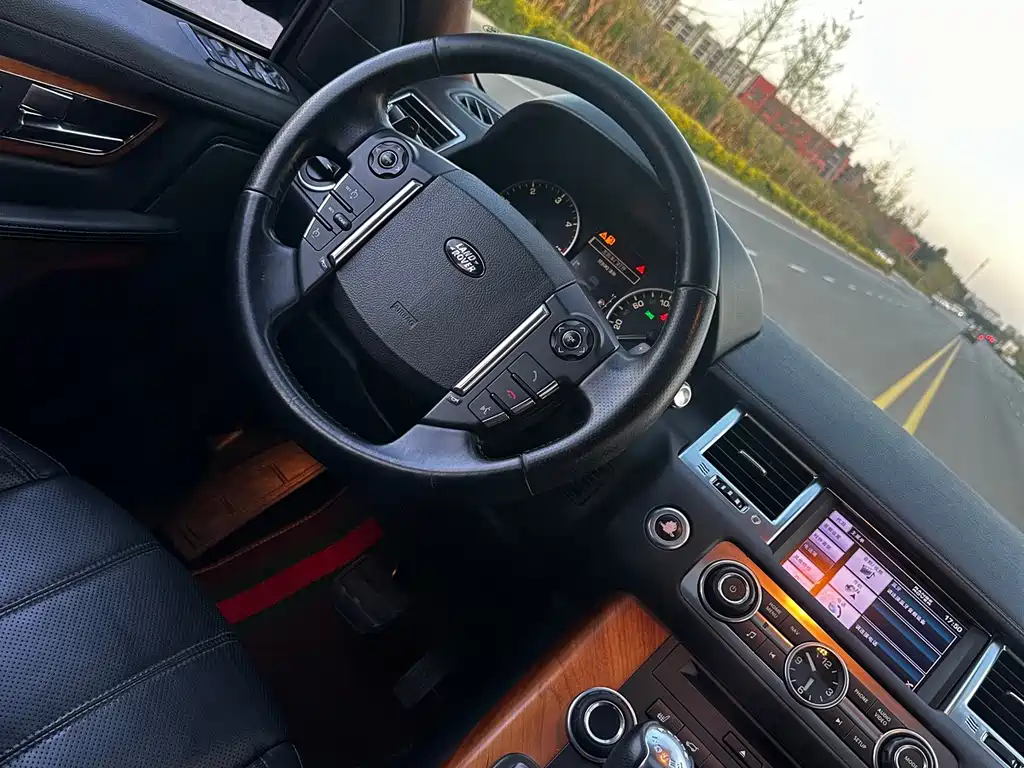 Land Rover Sport — миниатюра 5